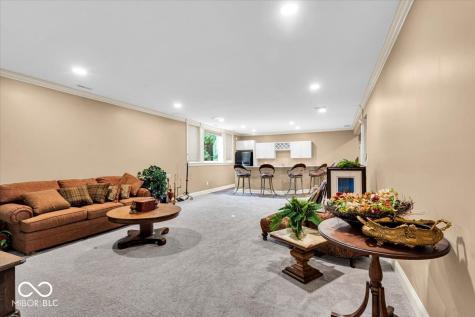 5861 Dawnwood Drive Carmel IN 46033