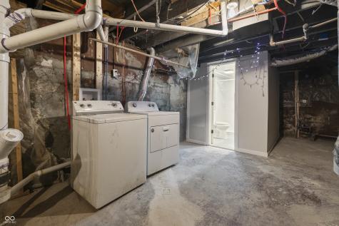 1260 Hiatt Street Indianapolis IN 46221