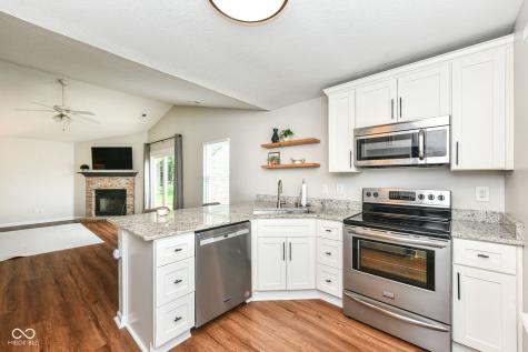 7200 Woodgate Drive Fishers IN 46038