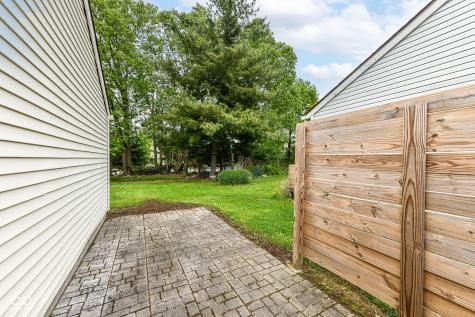 7200 Woodgate Drive Fishers IN 46038