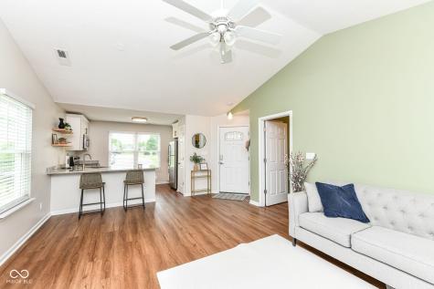 7200 Woodgate Drive Fishers IN 46038