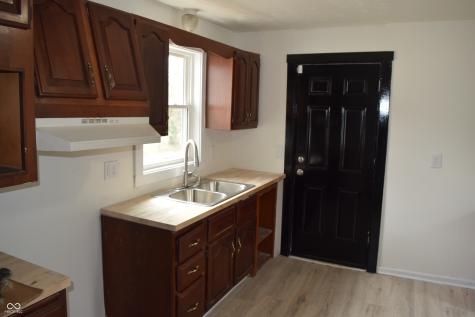 1434 Lee Street Indianapolis IN 46221