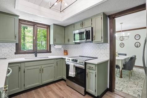 755 Round Court Zionsville IN 46077