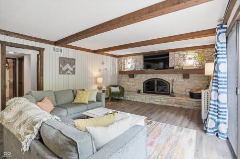755 Round Court Zionsville IN 46077
