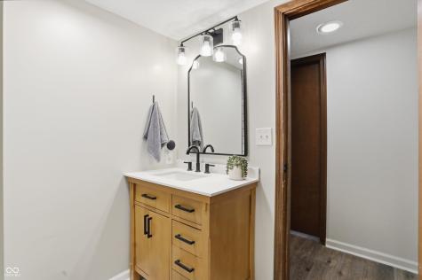 755 Round Court Zionsville IN 46077