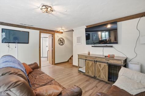 755 Round Court Zionsville IN 46077