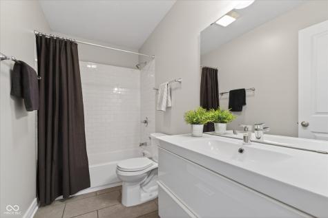 1034 Elm Street Indianapolis IN 46203