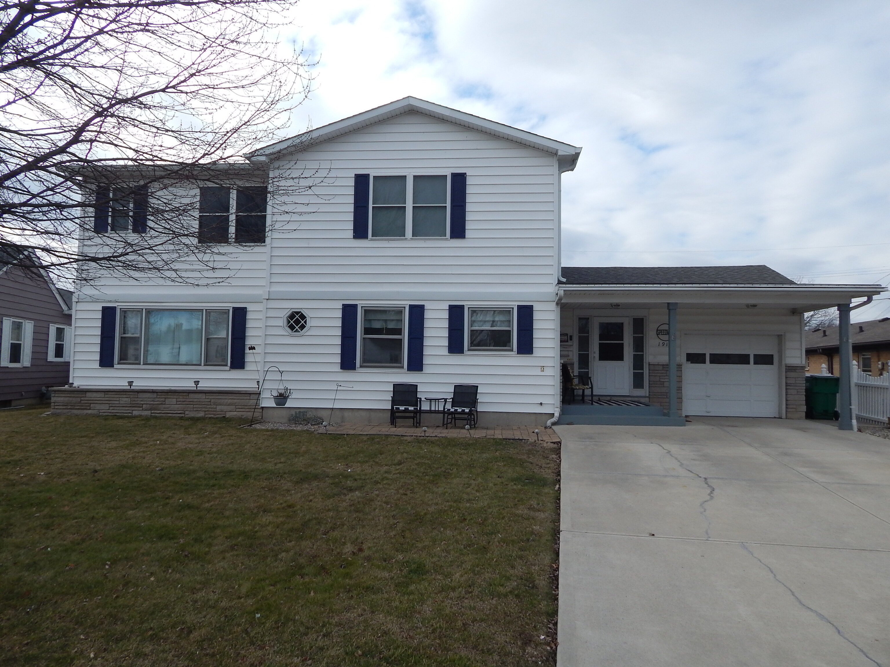 1918 N Whitcomb Avenue Indianapolis IN 46224