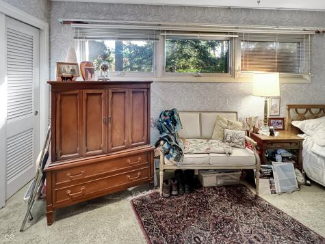 4024 W South Wood Lake Drive Columbus IN 47201