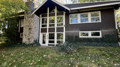 4024 W South Wood Lake Drive Columbus IN 47201