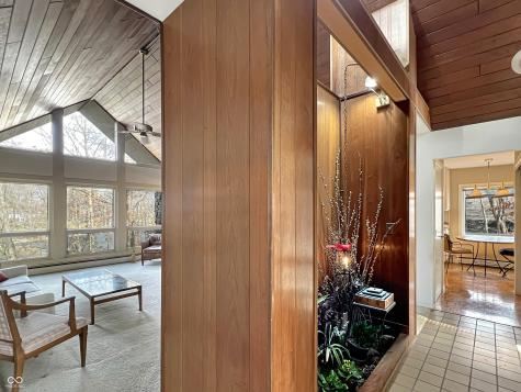 4024 W South Wood Lake Drive Columbus IN 47201