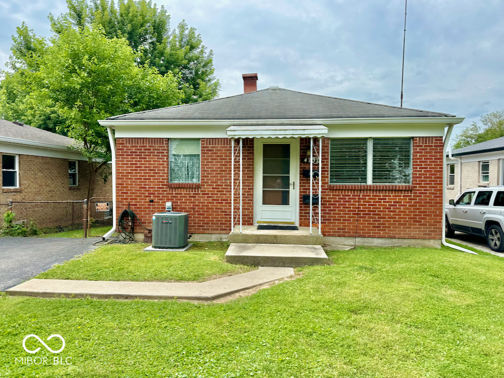 4737 E 17th Street Indianapolis IN 46218
