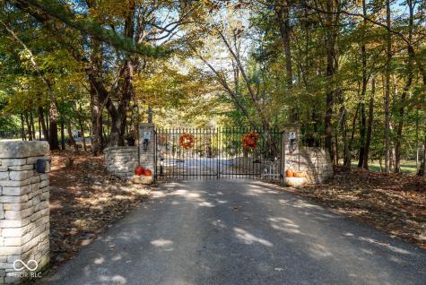 8031 E Hardin Ridge Road Heltonville IN 47436