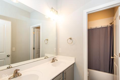 13075 Pennington Road Fishers IN 46037