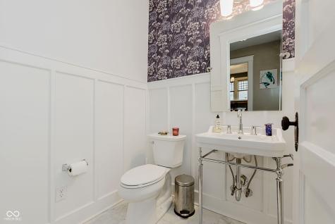 302 E 32nd Street Indianapolis IN 46205