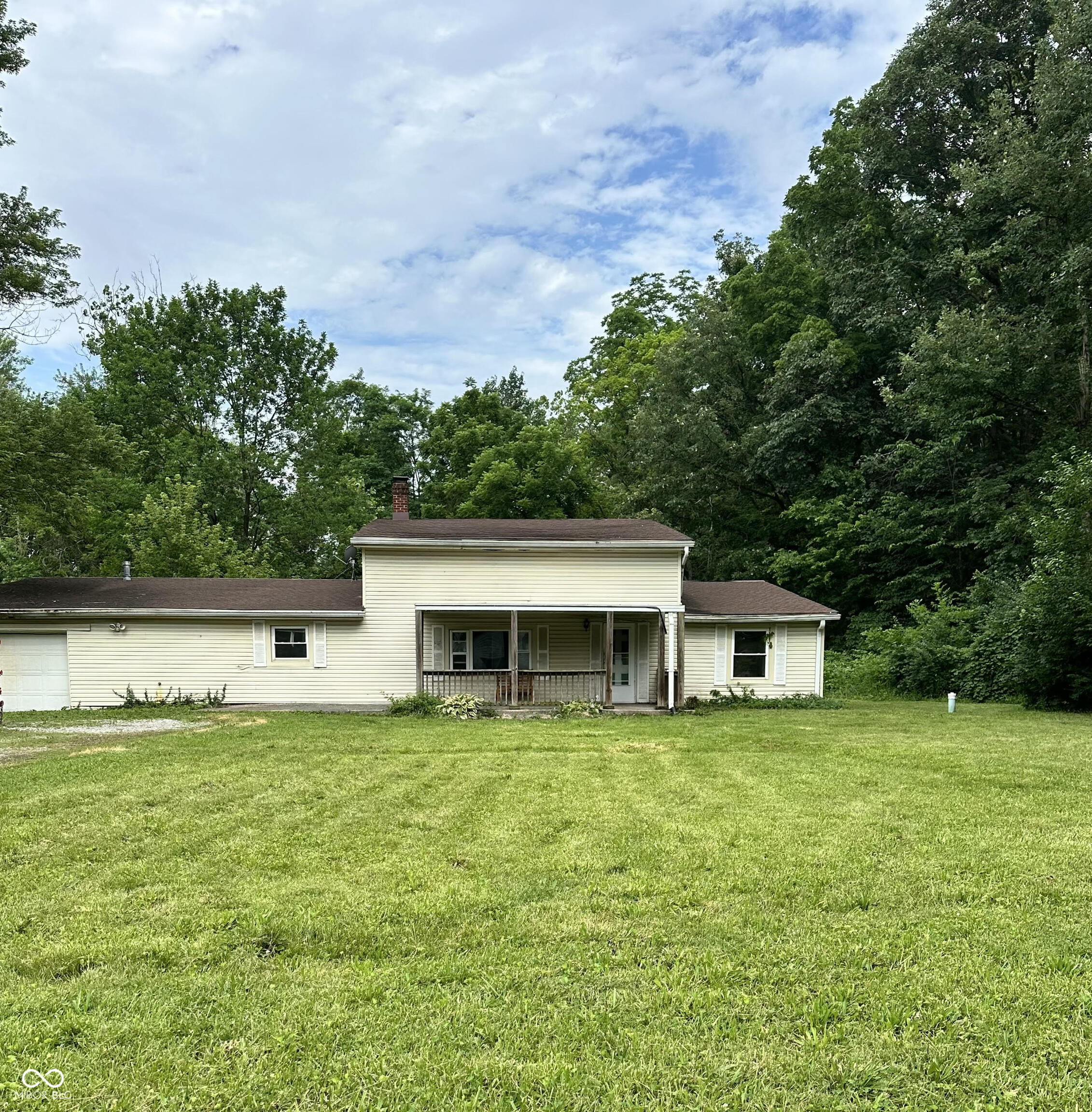 1330 Schleicher Avenue Indianapolis IN 46229