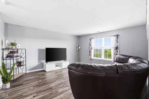 5333 Shamus Drive Indianapolis IN 46235