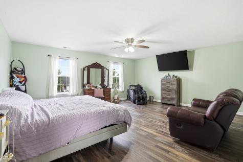 5333 Shamus Drive Indianapolis IN 46235