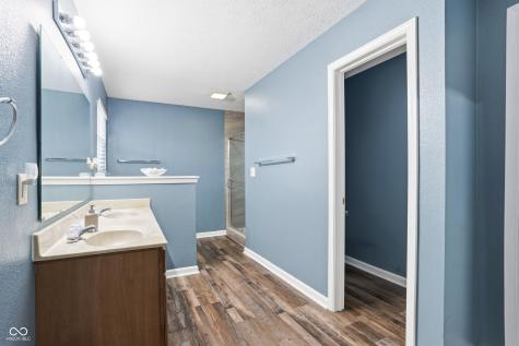 5333 Shamus Drive Indianapolis IN 46235
