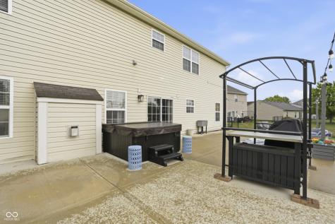 5333 Shamus Drive Indianapolis IN 46235