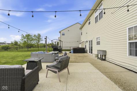 5333 Shamus Drive Indianapolis IN 46235