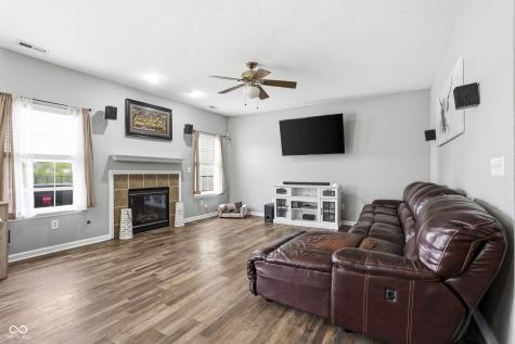 5333 Shamus Drive Indianapolis IN 46235
