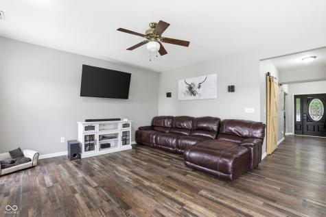 5333 Shamus Drive Indianapolis IN 46235