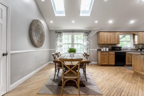 4275 Springwood Trail Indianapolis IN 46228