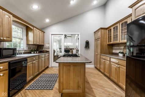 4275 Springwood Trail Indianapolis IN 46228