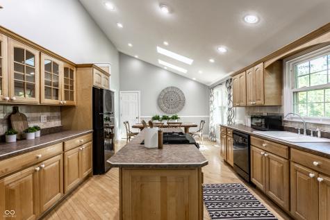 4275 Springwood Trail Indianapolis IN 46228