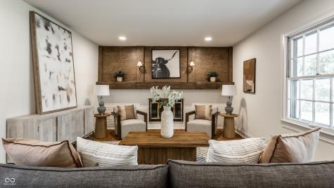 4275 Springwood Trail Indianapolis IN 46228