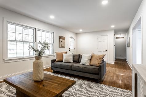 4275 Springwood Trail Indianapolis IN 46228