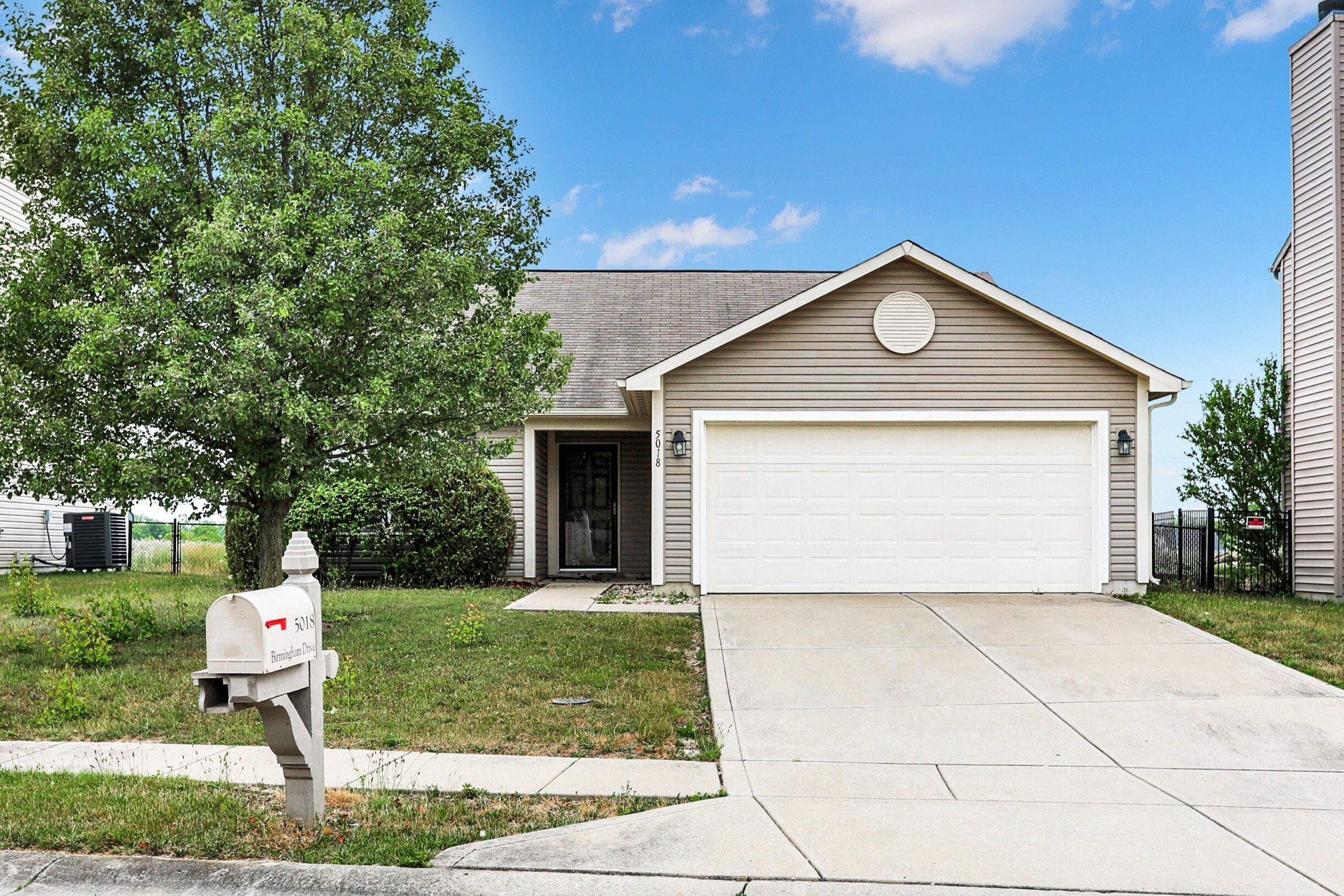 5018 Birmingham Drive Indianapolis IN 46235