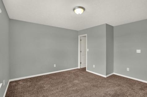 5018 Birmingham Drive Indianapolis IN 46235