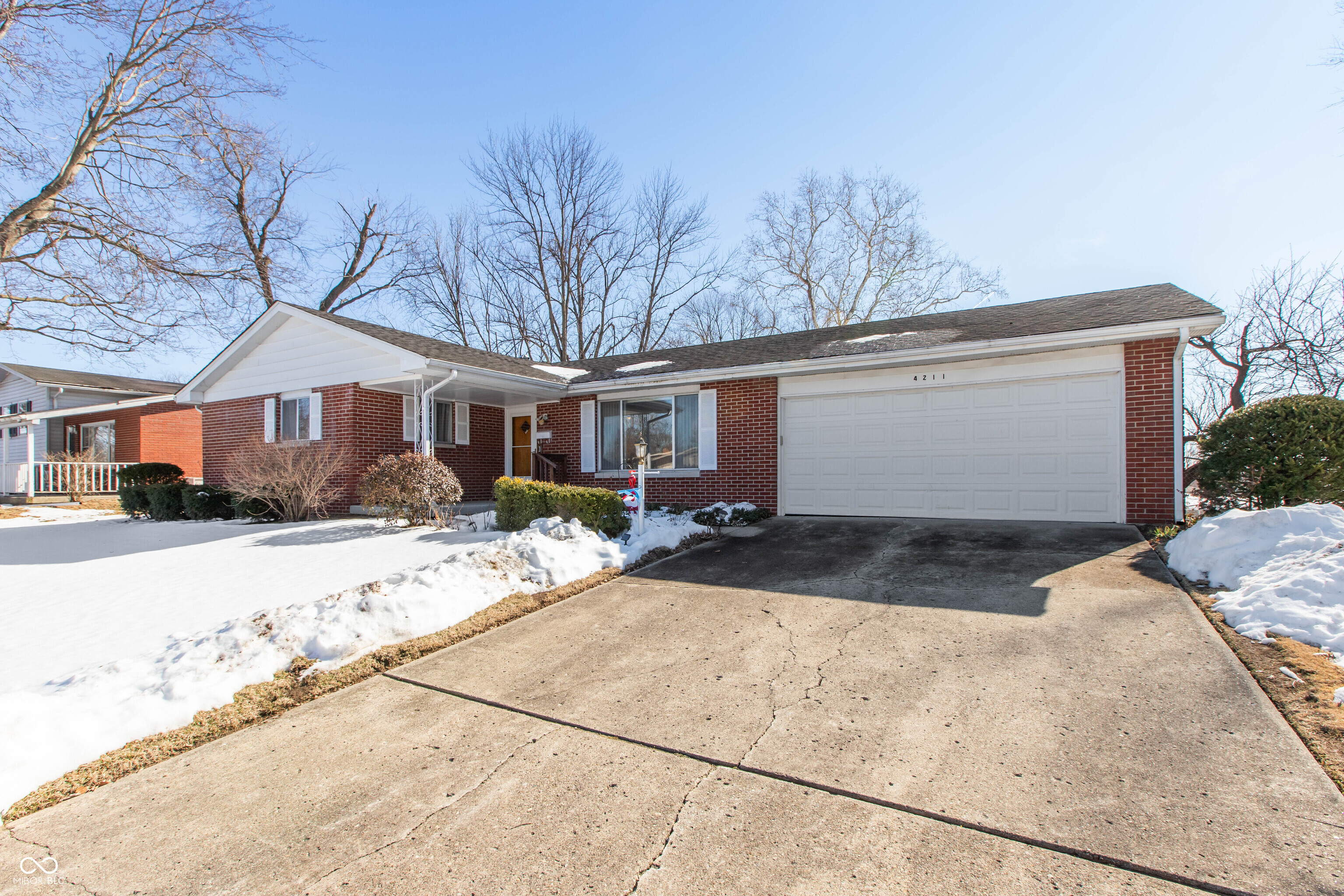 4211 31st Street Columbus IN 47203