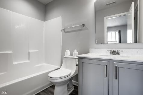 2907 Kirkbride Way Indianapolis IN 46222
