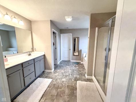 6603 Laredo Drive Mccordsville IN 46055