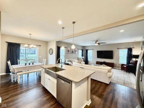 6603 Laredo Drive Mccordsville IN 46055