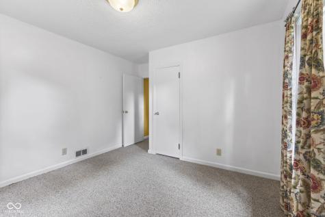 5713 Shelby Street Indianapolis IN 46227