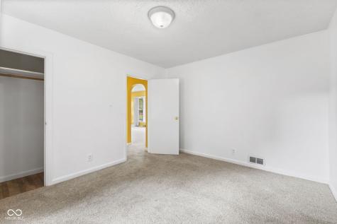 5713 Shelby Street Indianapolis IN 46227