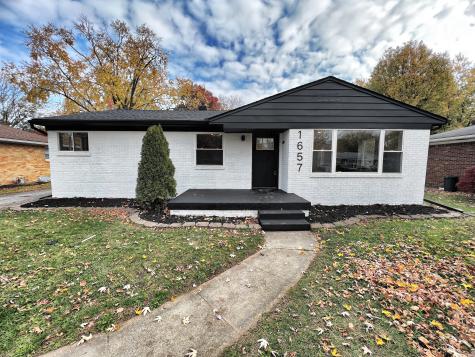1657 Desoto Lane Indianapolis IN 46224