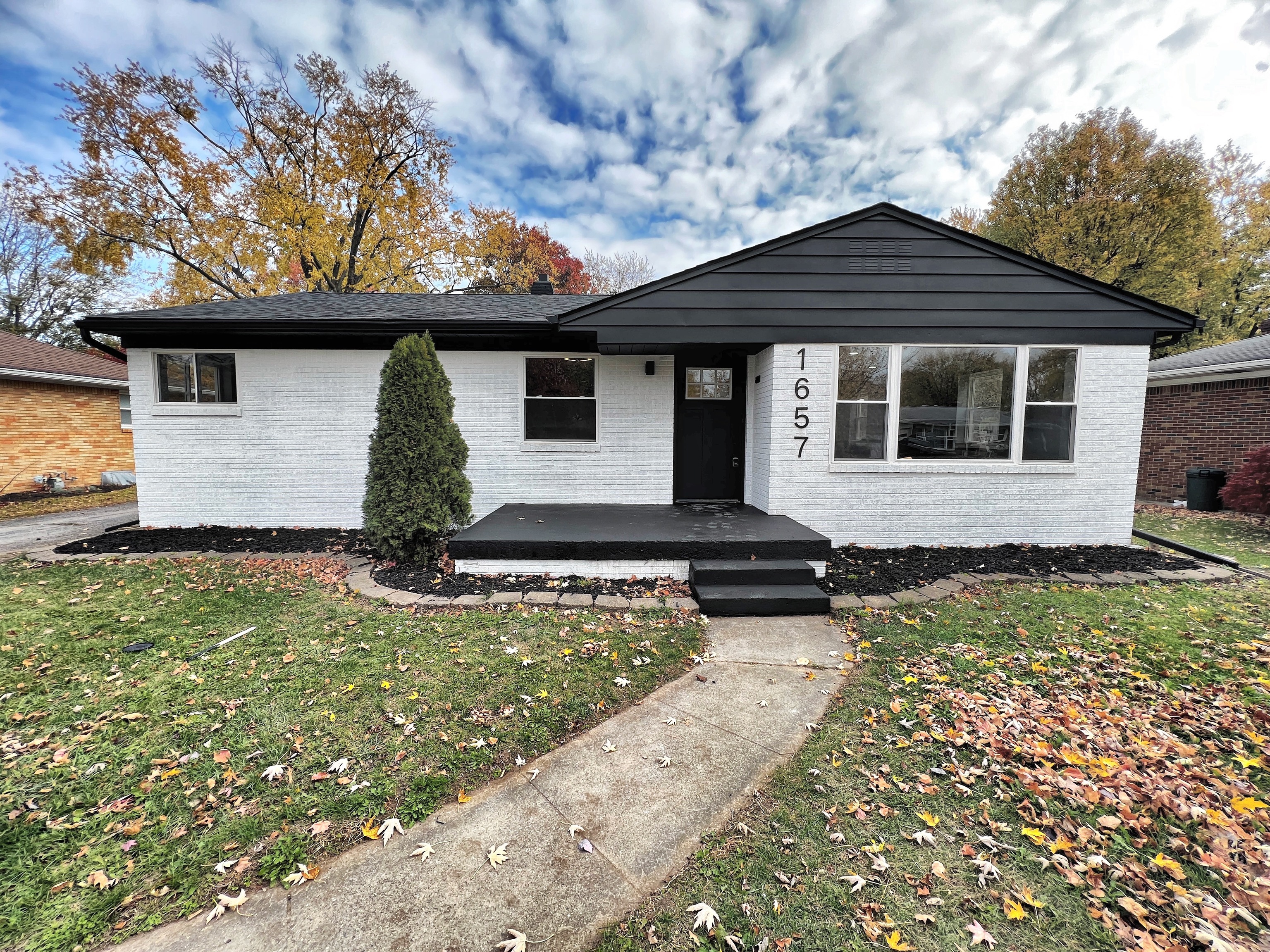 1657 Desoto Lane Indianapolis IN 46224