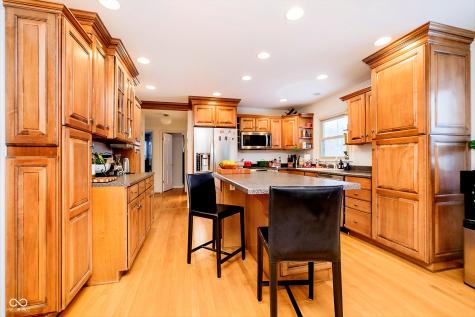 628 Folcroft Court Indianapolis IN 46234