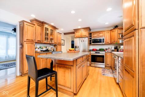628 Folcroft Court Indianapolis IN 46234
