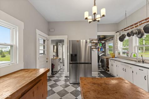 6992 W 650 N Mccordsville IN 46055