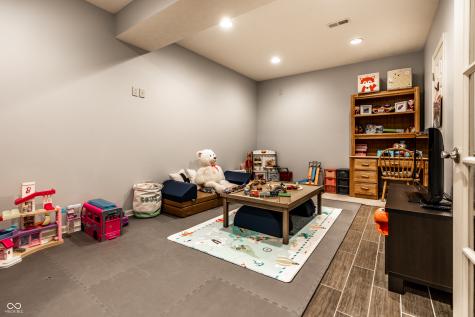 9804 Wentworth Court Carmel IN 46032