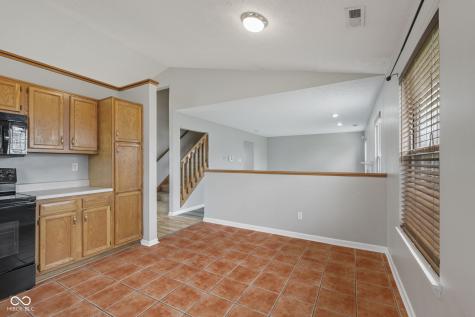 908 Washington Cove Lane Indianapolis IN 46229