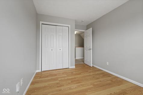908 Washington Cove Lane Indianapolis IN 46229