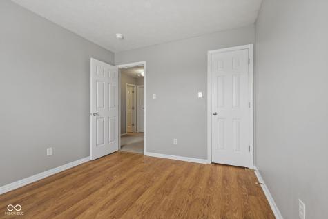 908 Washington Cove Lane Indianapolis IN 46229