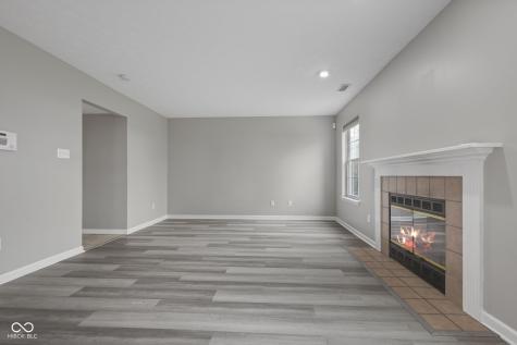 908 Washington Cove Lane Indianapolis IN 46229